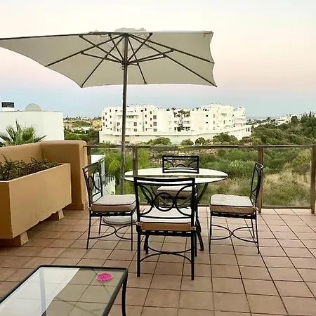 アパート 2bed Luxury With Sea View エステポナ